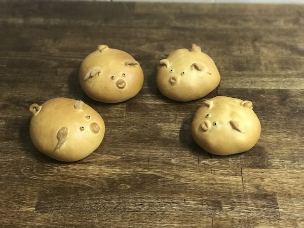 с горбушей